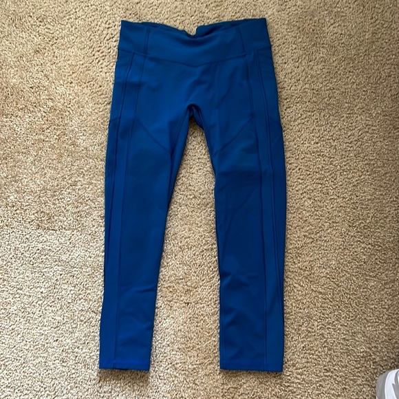Lululemon 22” Leggings w/ Pockets - Everlux - Picture 1 of 3